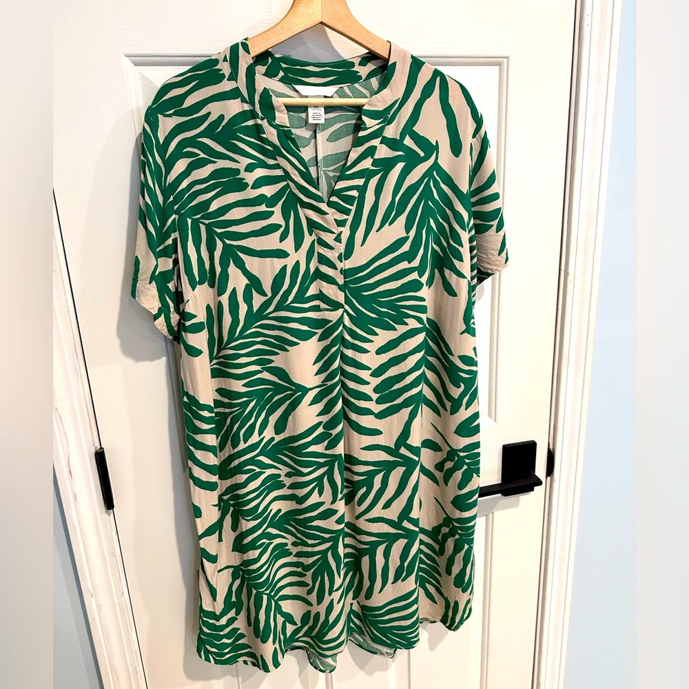 H&M Palm Shift Dress